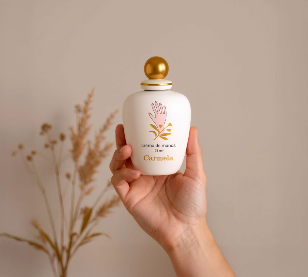 Envase de crema de manos de Cosméticos Carmela