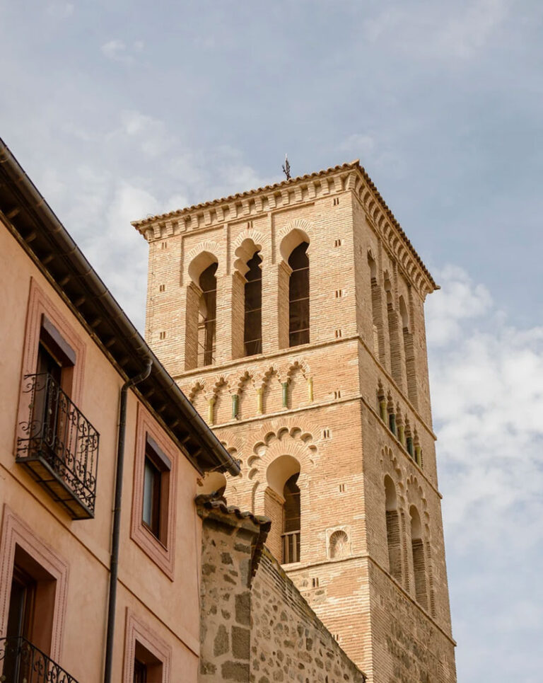Torre de la iglesia de Santo Tomé en Toledo