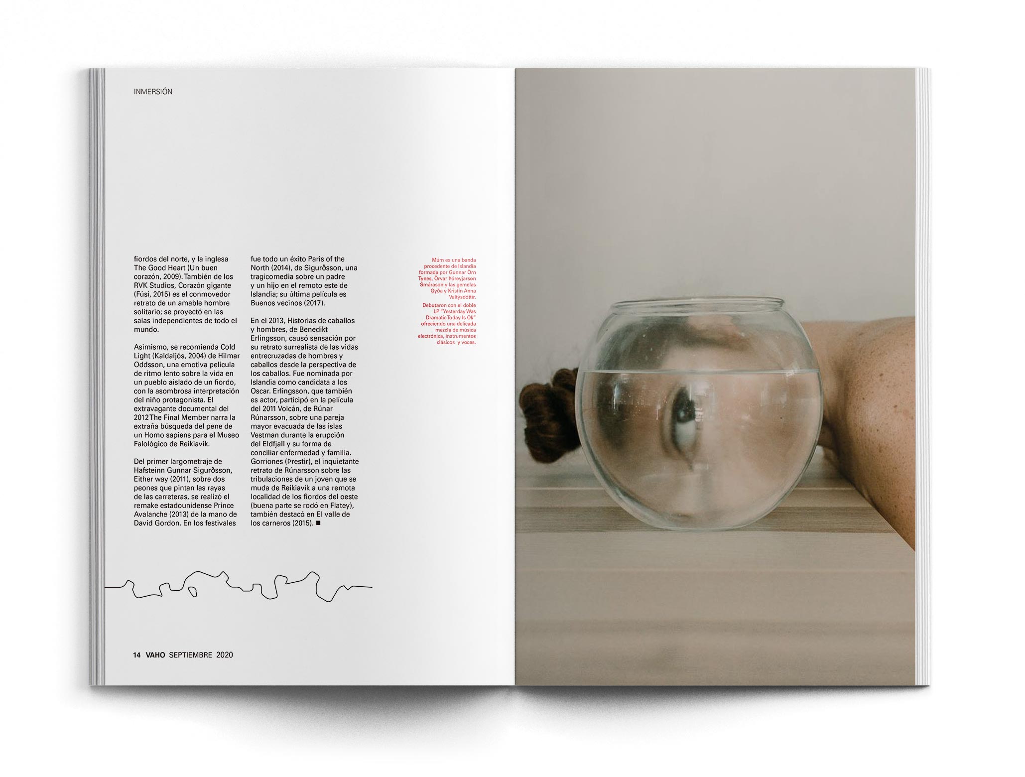 Página interior de reportaje de la revista Vaho